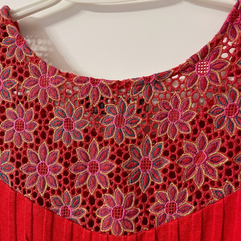 Top - Picture 3 of 4